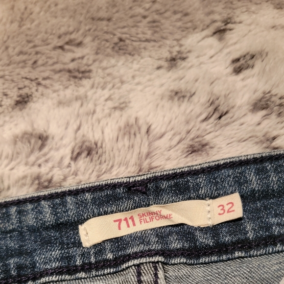 Womens size 32 levis 711 skinny jeans - Picture 2 of 4